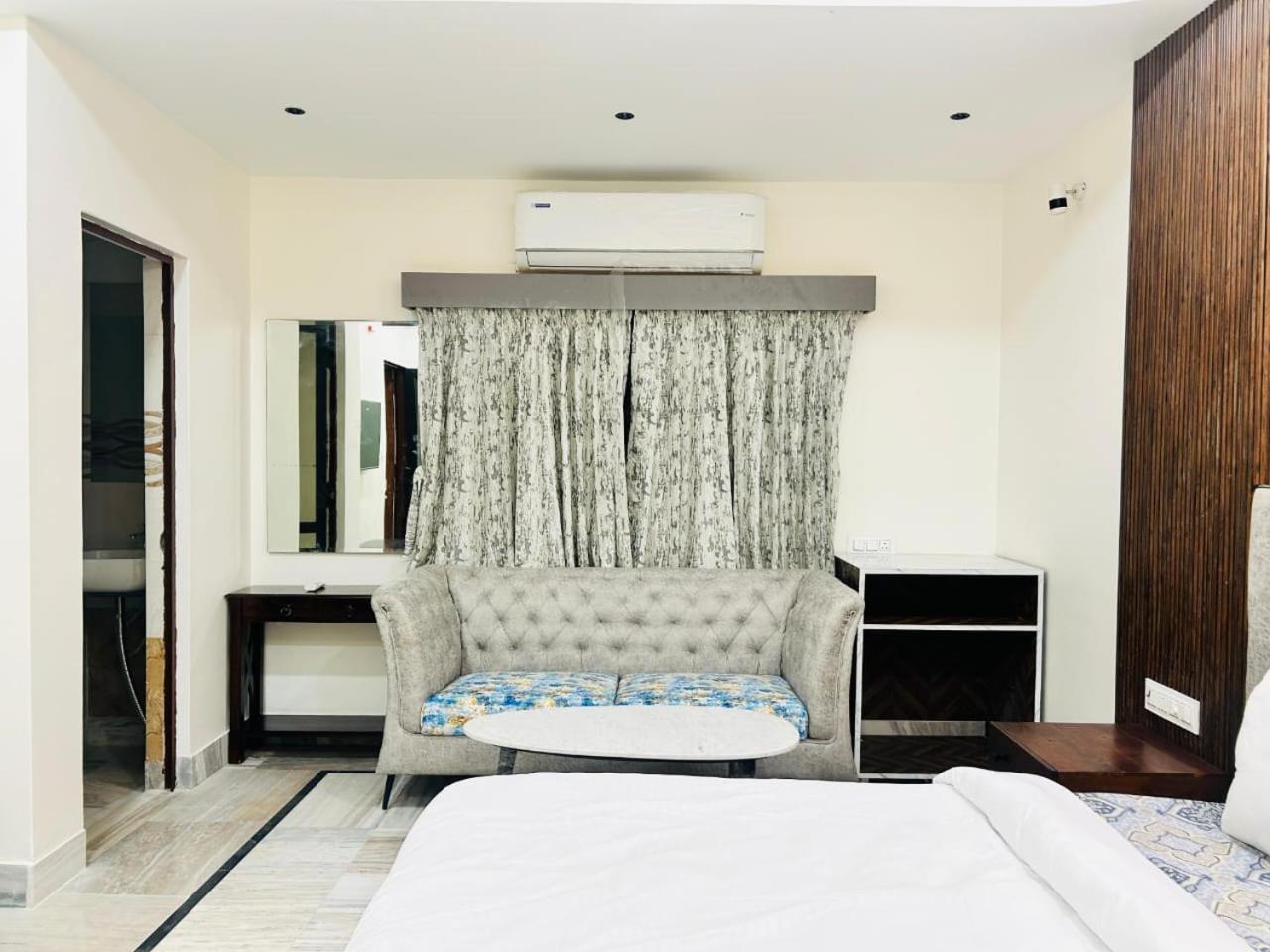 Holiday Out Hotel Jodhpur  Dış mekan fotoğraf